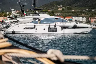 Thumbnail von Azimut S7