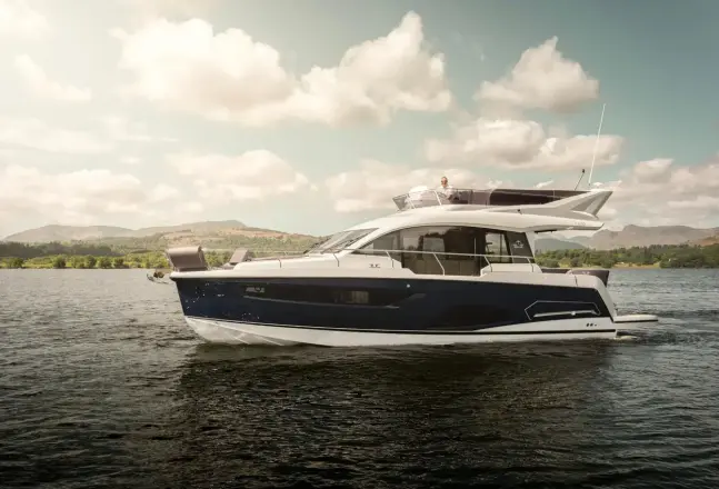 Sealine F430 Horizon One