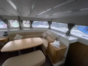 Thumbnail von Lagoon 421 BULLE