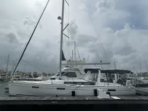 Thumbnail von Beneteau Oceanis 45 La Belle Vie