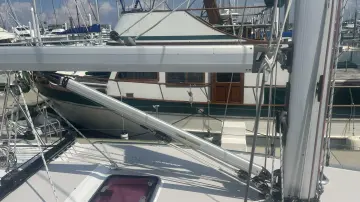 Thumbnail von Catalina 385 Genesis