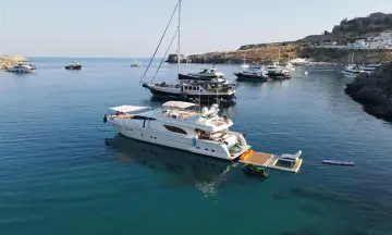 Thumbnail von Ferretti Yachts 80