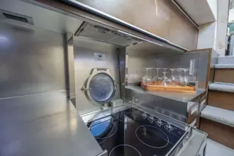 Thumbnail von Azimut 68