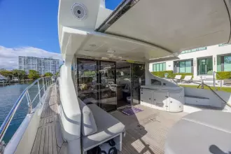 Thumbnail von Azimut 68