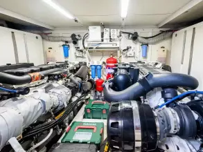 Thumbnail von Fairline Squadron 65 LANA