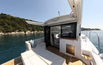 Thumbnail von Sealine C335