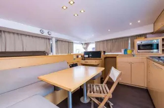 Thumbnail von Lagoon 400 S2