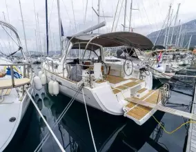 Thumbnail von Beneteau Oceanis 45