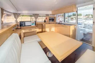 Thumbnail von Lagoon 400 S2