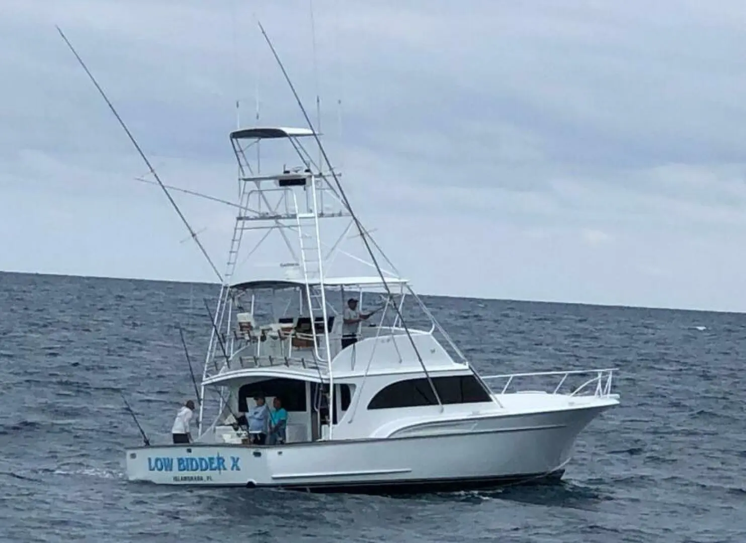 Sunny Briggs Flybridge Sportfish LOW BIDDER X