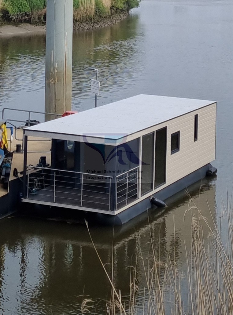 Shogun Houseboat Mobile