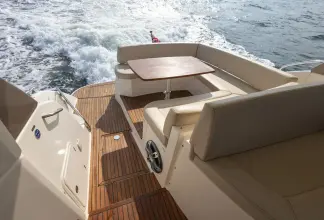 Thumbnail von Prestige 42s