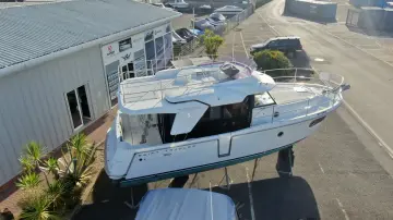 Thumbnail von Beneteau Swift Trawler 30