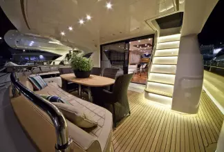 Thumbnail von Azimut Fly 78 Premium +