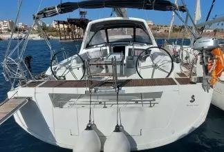 Thumbnail von Beneteau Oceanis 48