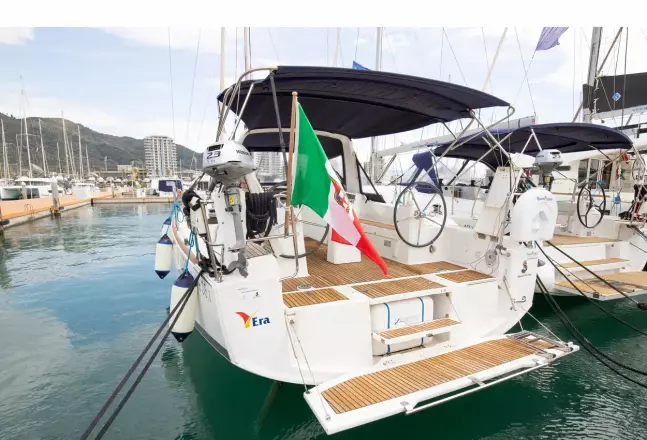 Beneteau Oceanis 38.1 Era - Standard line