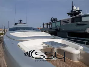 Thumbnail von Pershing 115 LA CIMA 3