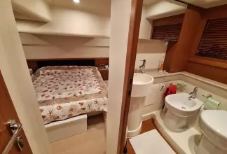 Thumbnail von Ferretti Yachts 530 ARCADIA