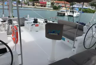 Thumbnail von Lagoon 620 Marlena