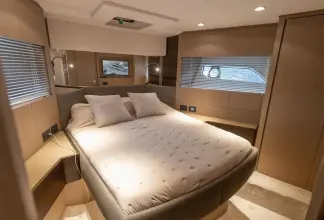 Thumbnail von Ferretti Yachts 500