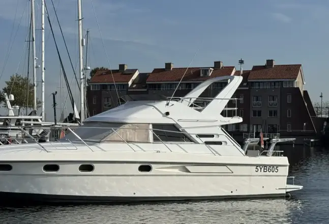 Fairline 43