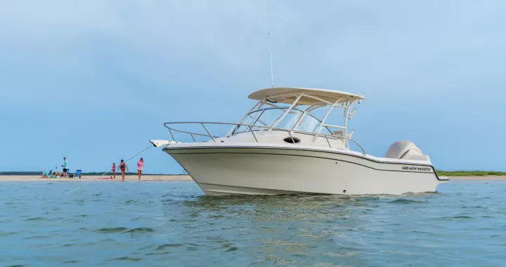 Grady White Adventure 218