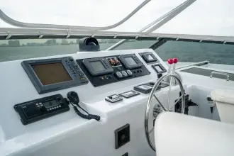 Thumbnail von Hatteras 75 Motor Yacht