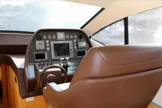 Thumbnail von Pershing 64