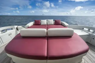 Thumbnail von Azimut 68