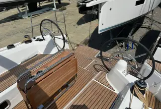 Thumbnail von Jeanneau Sun Odyssey 350