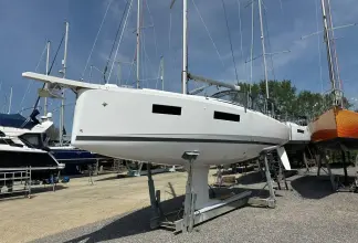 Thumbnail von Jeanneau Sun Odyssey 350