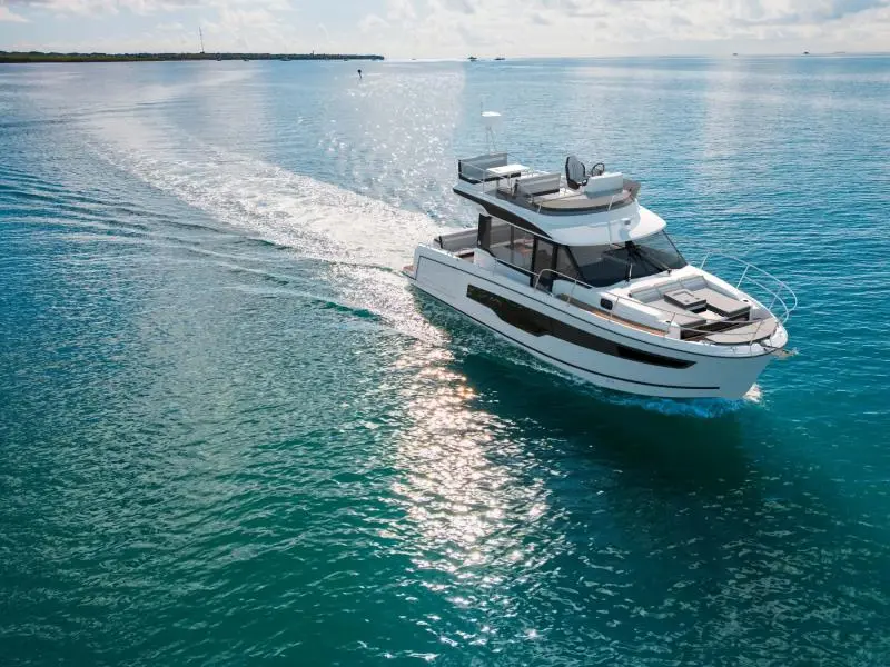 Jeanneau Merry Fisher 1095 Fly Series 2 New Boat