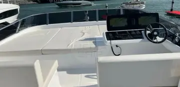 Thumbnail von Majesty 60