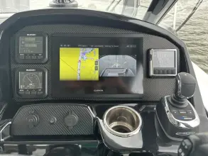 Thumbnail von Jeanneau Merry Fisher 895 Offshore Jeanneau Merry Fisher 895 offshore met Joystick Suzuki Electric steer by wire Stuursysteem