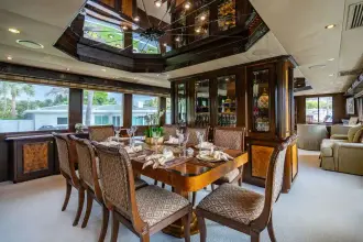 Thumbnail von Hatteras 	100 Motor Yacht  Sunday Money