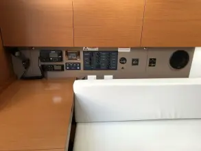 Thumbnail von Beneteau Oceanis 38