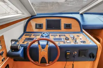 Thumbnail von Uniesse 58 Fly