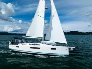 Thumbnail von Jeanneau Sun Odyssey 410 INTO THE BLUE