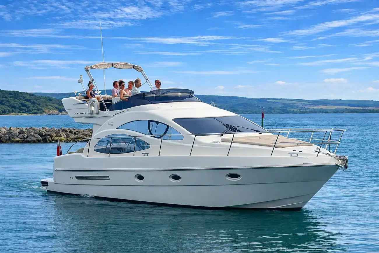 Azimut 42 Escape