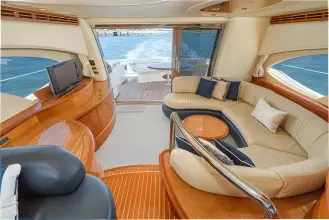 Thumbnail von Azimut 62