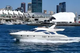 Thumbnail von Azimut 62