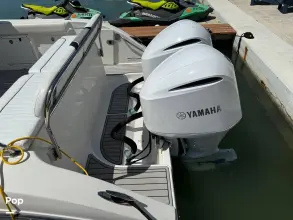 Thumbnail von Century 3200 CC