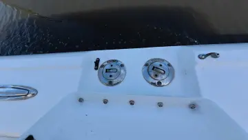 Thumbnail von Intrepid 327 CC