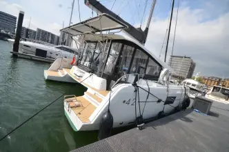 Thumbnail von Lagoon 42 Dave