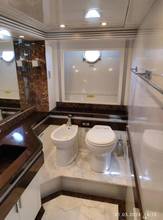 Thumbnail von Dominator 62