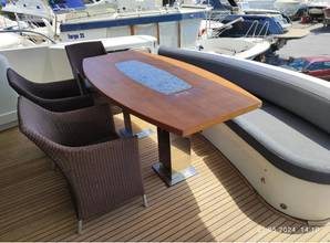 Thumbnail von Dominator 62