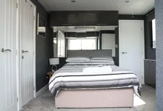 Thumbnail von French & Peel Widebeam 24m