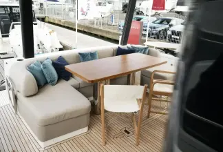 Thumbnail von Azimut 68