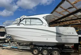 Thumbnail von Beneteau Antares 8 POOLE #423