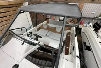 Thumbnail von Beneteau Flyer 8 Sundeck